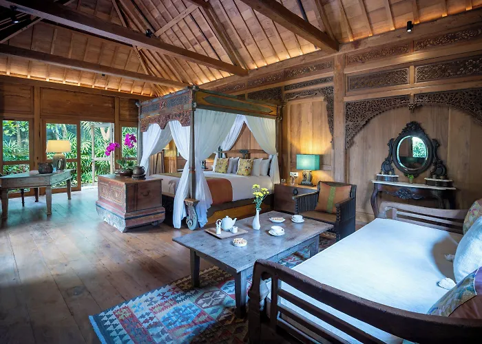 Kapungkur Villa